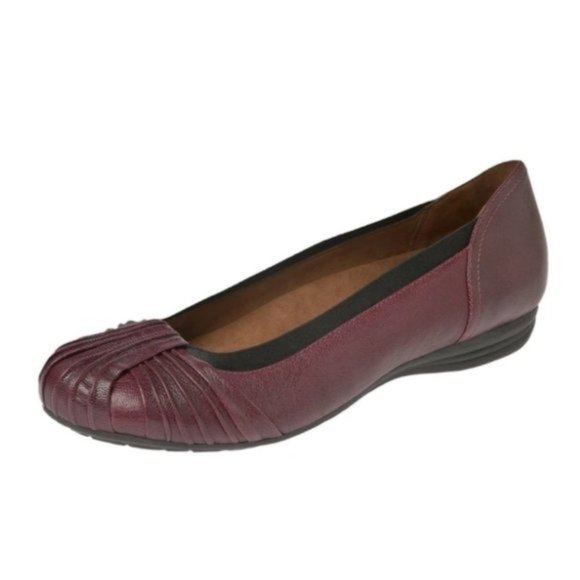 Cobb Hill RevCraze Comfort Flats, Merlot US 7M - Picture 1 of 1